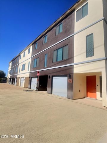 2502 E PARADISE Lane 2, Phoenix, AZ 85032