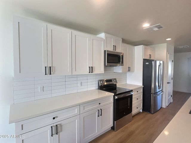 2502 E PARADISE Lane 2, Phoenix, AZ 85032