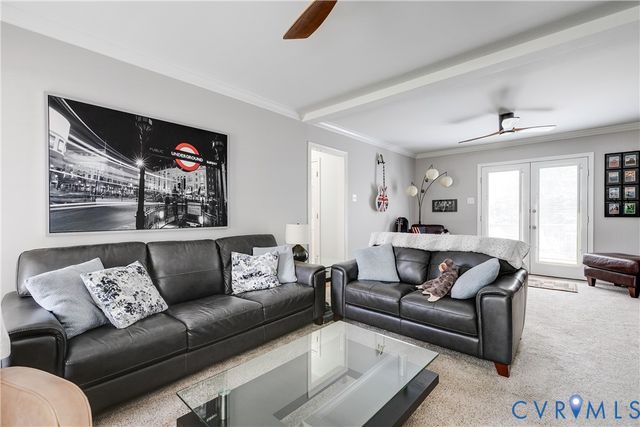 1013 Amber Meadows Pl, Midlothian, VA 23114