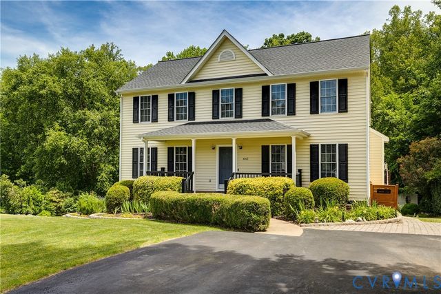 1013 Amber Meadows Pl, Midlothian, VA 23114
