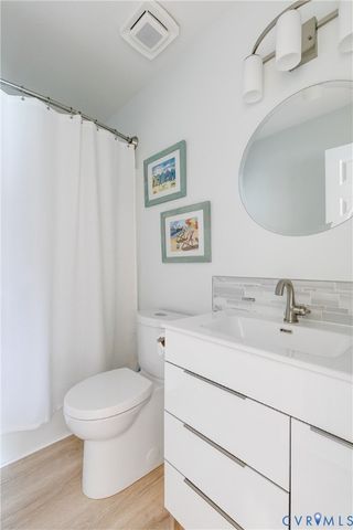 1013 Amber Meadows Pl, Midlothian, VA 23114