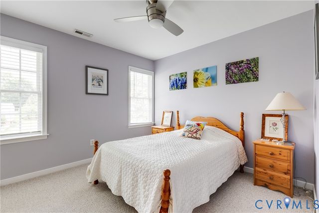 1013 Amber Meadows Pl, Midlothian, VA 23114