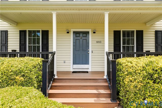 1013 Amber Meadows Pl, Midlothian, VA 23114