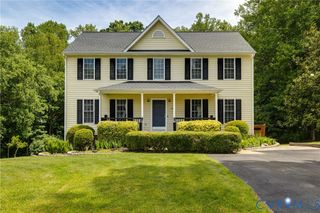 1013 Amber Meadows Pl, Midlothian, VA 23114