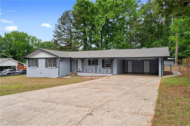 6577 Randall Mark Drive, Morrow, GA 30260