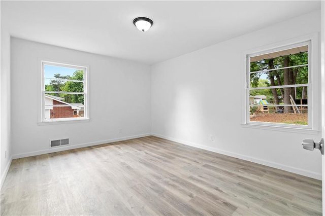 6577 Randall Mark Drive, Morrow, GA 30260