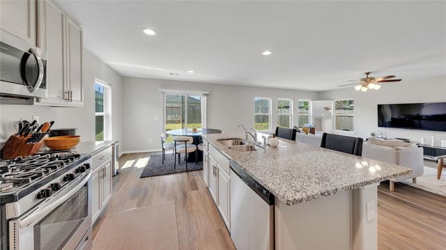 2147 Twisted Cedar Court, Conroe, TX 77301