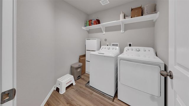 2147 Twisted Cedar Court, Conroe, TX 77301