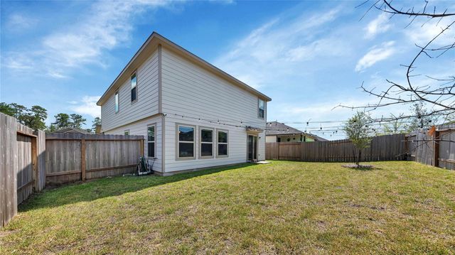 2147 Twisted Cedar Court, Conroe, TX 77301
