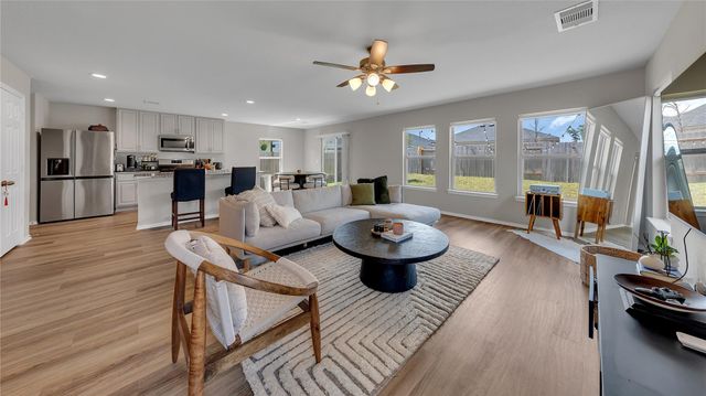 2147 Twisted Cedar Court, Conroe, TX 77301