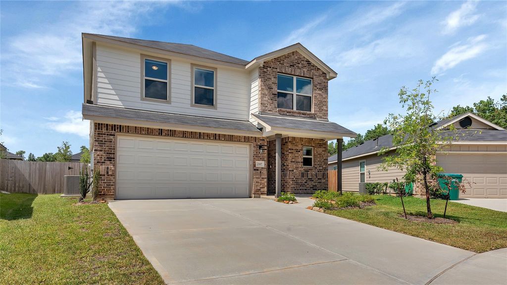 2147 Twisted Cedar Court, Conroe, TX 77301