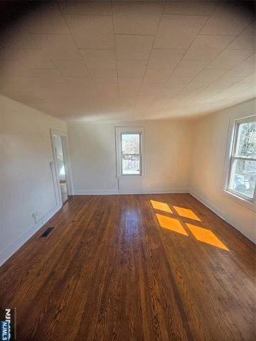 828 Kinderkamack Road, River Edge, NJ 07661