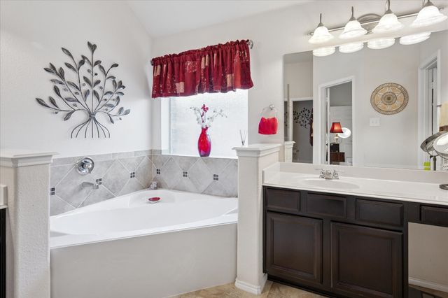 4108 Bonita Avenue, Denton, TX 76210