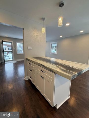 41 DORSET DR, Broomall, PA 19008