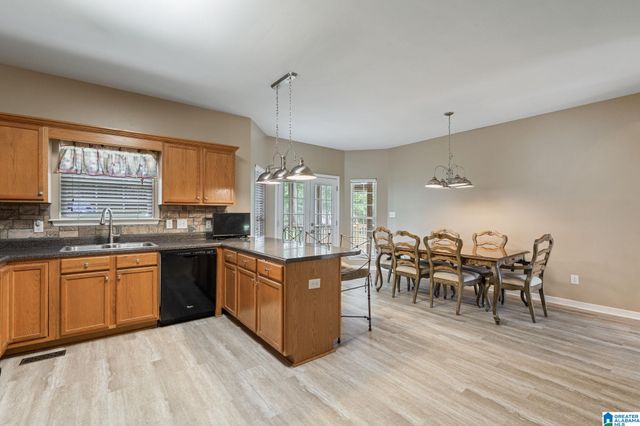 7017 FOX CREEK DRIVE, Trussville, AL 35173