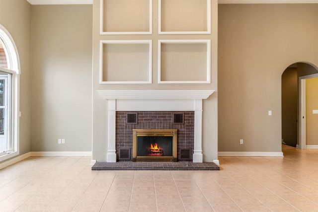 44 Olmedo Way, Hot Springs Village, AR 71909