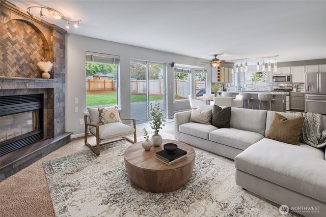 21741 130th Avenue SE, Kent, WA 98031