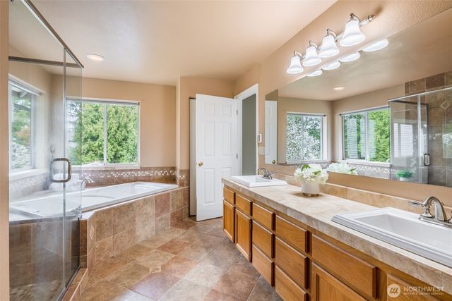 21741 130th Avenue SE, Kent, WA 98031