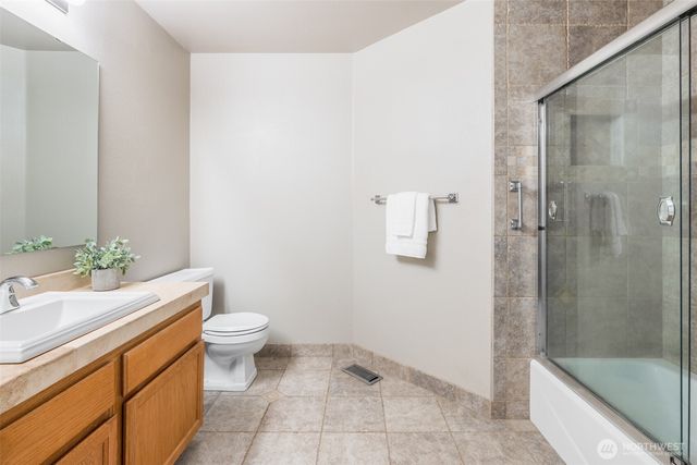 21741 130th Avenue SE, Kent, WA 98031