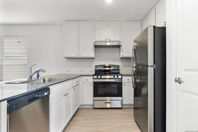 10507 Padron Bend, San Antonio, TX 78224