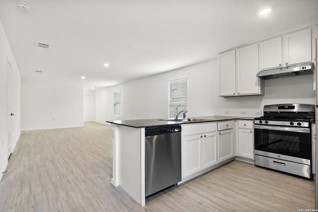 10507 Padron Bend, San Antonio, TX 78224