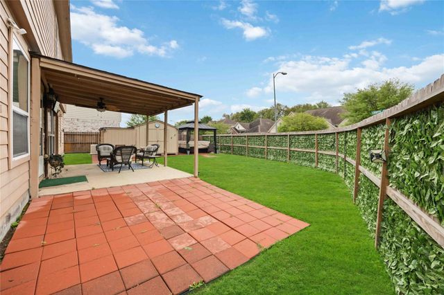 1015 Lamson Court, Spring, TX 77373