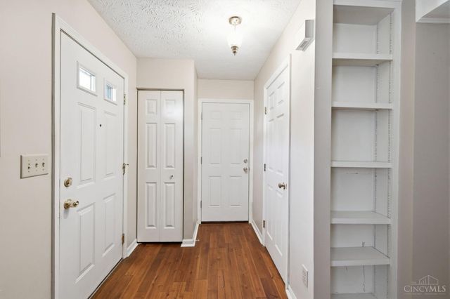 5608 Brooks Holding, Miami Twp, OH 45150