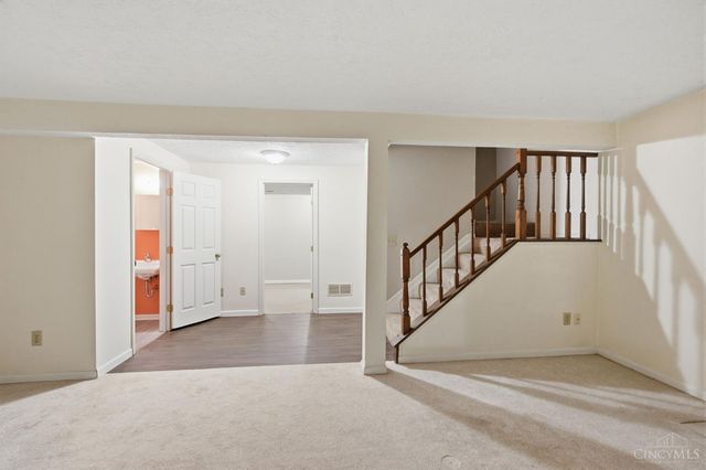 5608 Brooks Holding, Miami Twp, OH 45150