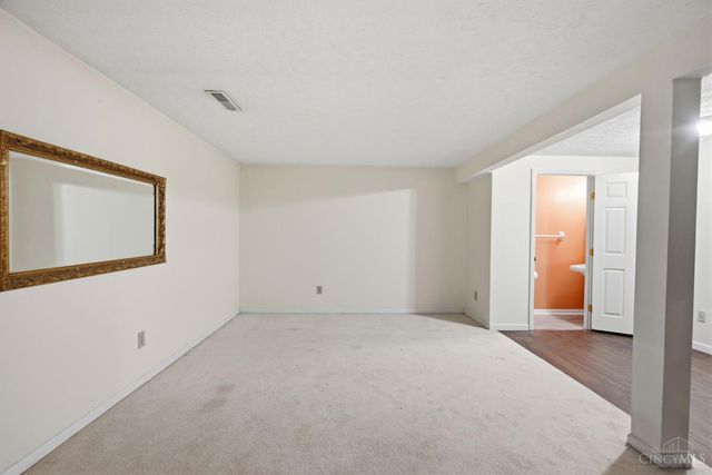 5608 Brooks Holding, Miami Twp, OH 45150