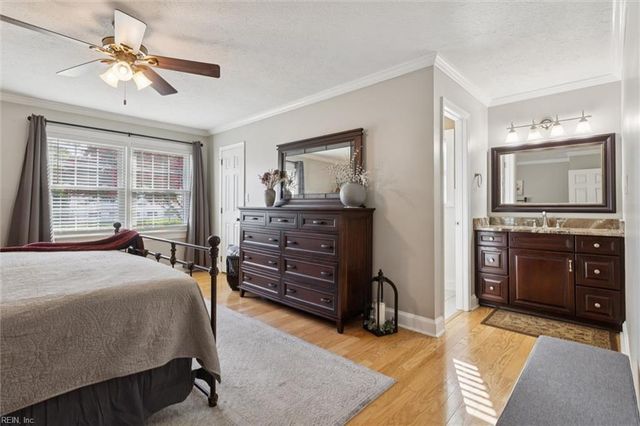 40 Chowning DR, Hampton, VA 23664
