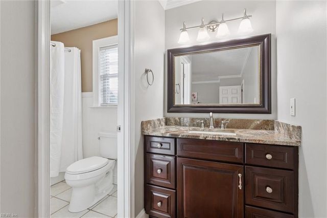 40 Chowning DR, Hampton, VA 23664