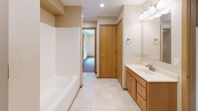 620 Lake Street, Hillsboro, WI 54634