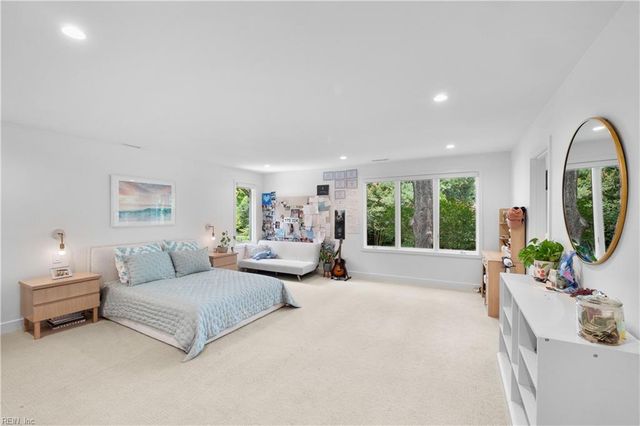 1815 N Alanton DR, Virginia Beach, VA 23454