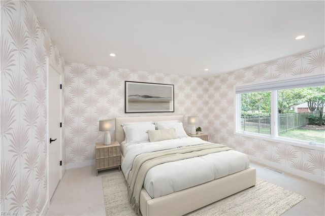 1815 N Alanton DR, Virginia Beach, VA 23454