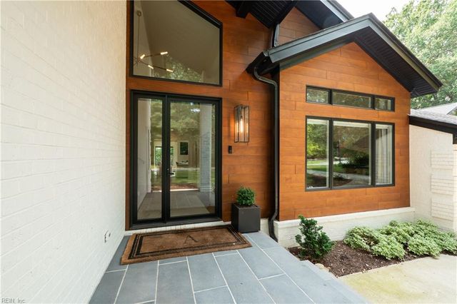 1815 N Alanton DR, Virginia Beach, VA 23454