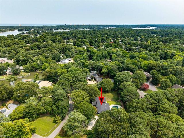 1815 N Alanton DR, Virginia Beach, VA 23454