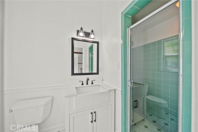 8936 Woodley Avenue, North Hills (los Angeles), CA 91343