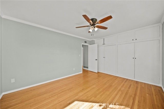 8936 Woodley Avenue, North Hills (los Angeles), CA 91343