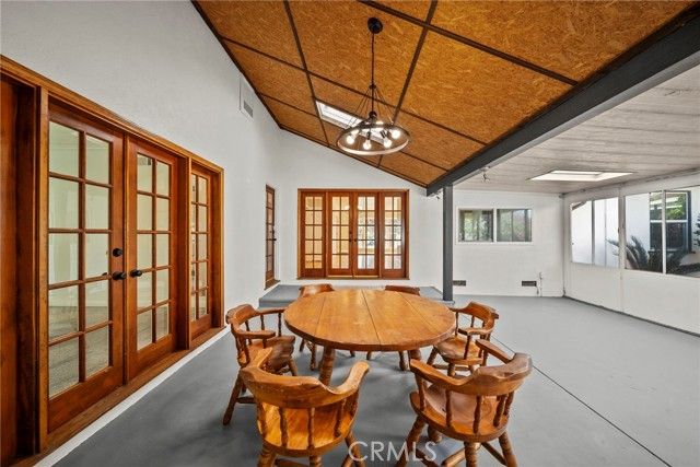 8936 Woodley Avenue, North Hills (los Angeles), CA 91343