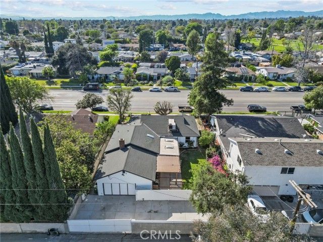 8936 Woodley Avenue, North Hills (los Angeles), CA 91343