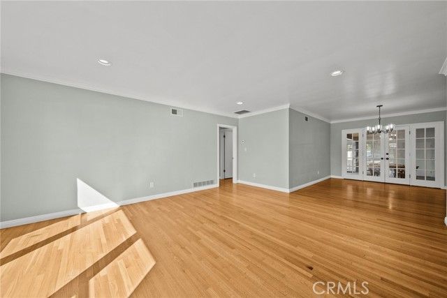 8936 Woodley Avenue, North Hills (los Angeles), CA 91343