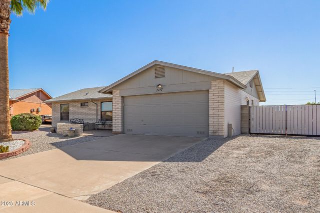 1717 W 15TH Lane, Apache Junction, AZ 85120
