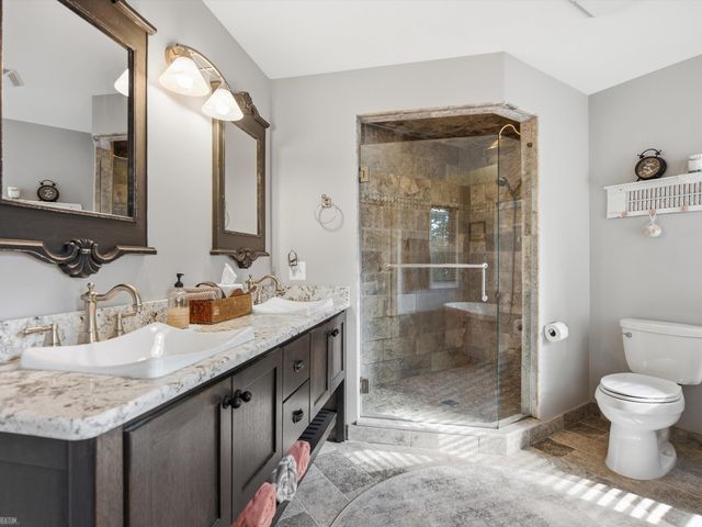18036 N Lauren Drive, Clinton Twp, MI 48038