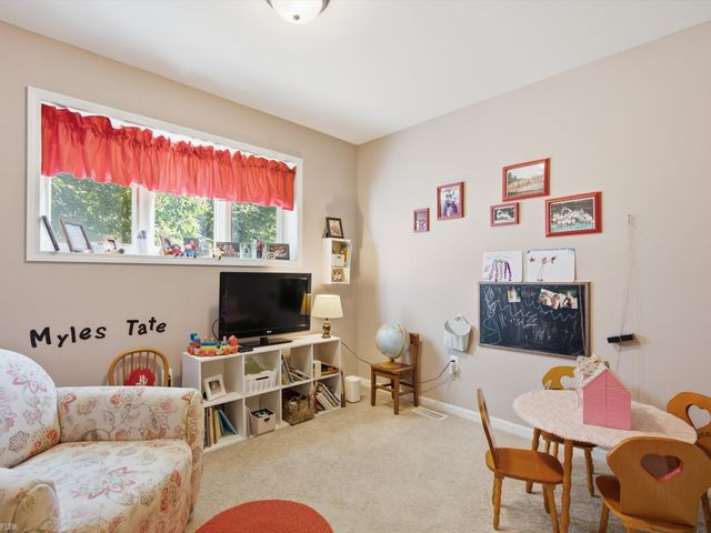 18036 N Lauren Drive, Clinton Twp, MI 48038