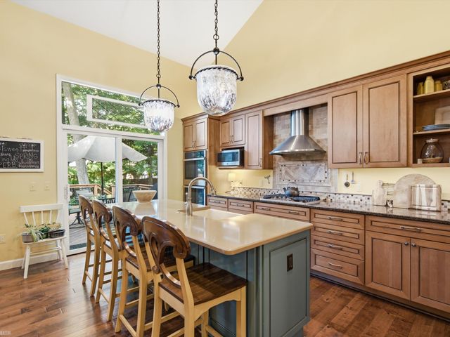 18036 N Lauren Drive, Clinton Twp, MI 48038