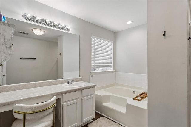 102 Legend Creek Drive, Canton, GA 30114