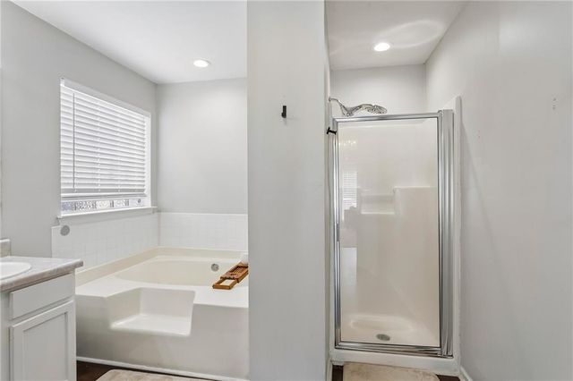 102 Legend Creek Drive, Canton, GA 30114