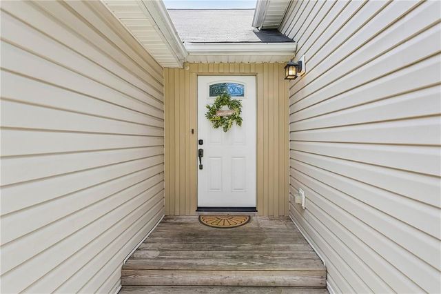 102 Legend Creek Drive, Canton, GA 30114
