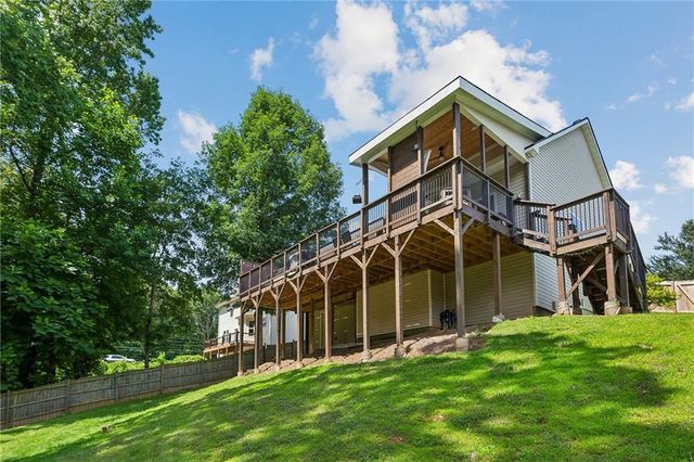 102 Legend Creek Drive, Canton, GA 30114