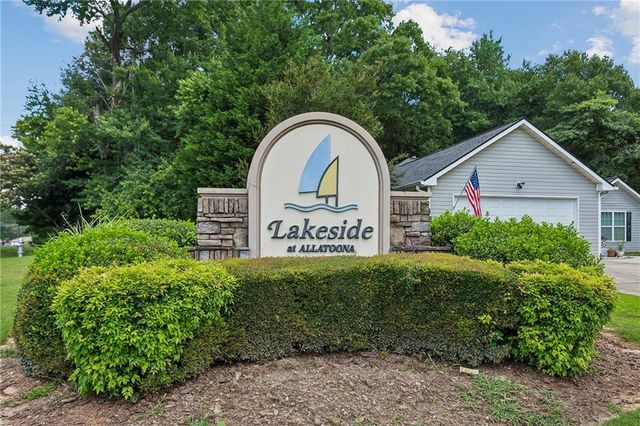 102 Legend Creek Drive, Canton, GA 30114